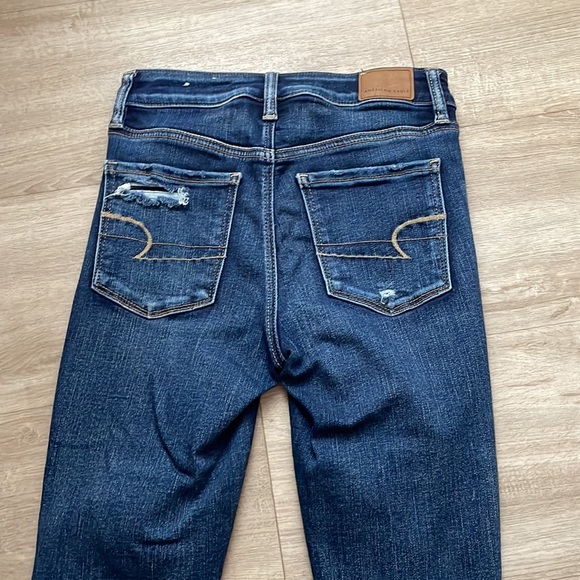Dark Distressed American Eagle Skinny Jeans! - Picture 2 of 2